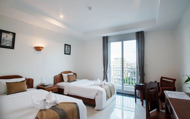 Relax Hotel
