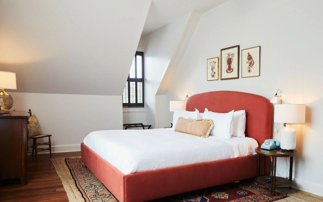 Post House Inn