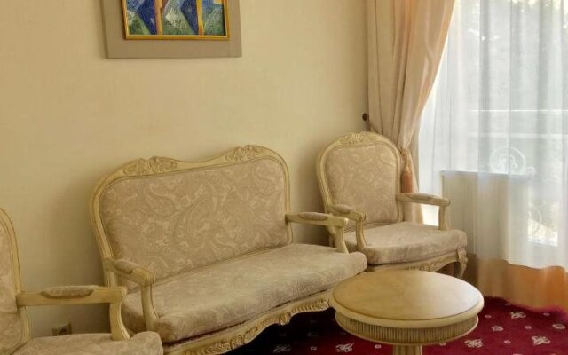Visak Hotel