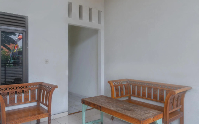 SPOT ON 3155 Penginapan Banyu Biru Syariah