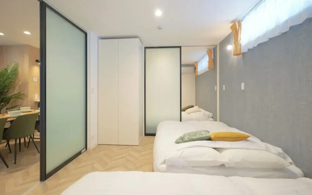 Z LAND Enoshima by Tranova