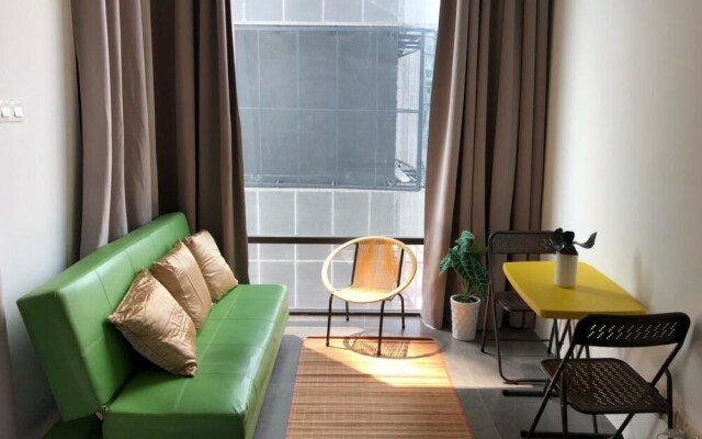 Minimalist Studio Empire Damansara