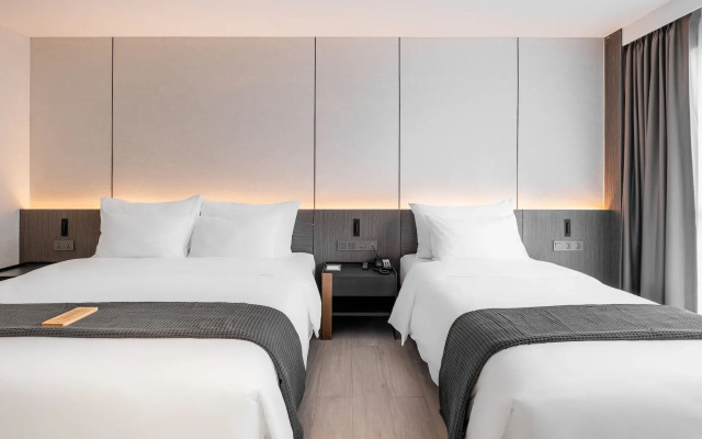 Cascade Hotel Bangkok