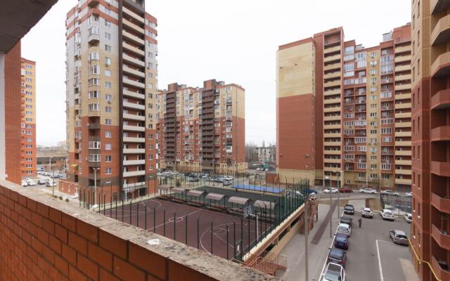 Uyutnyi dom on Savushkina street 6E