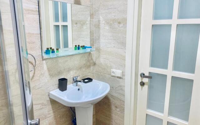 Linas Seaside Apartments