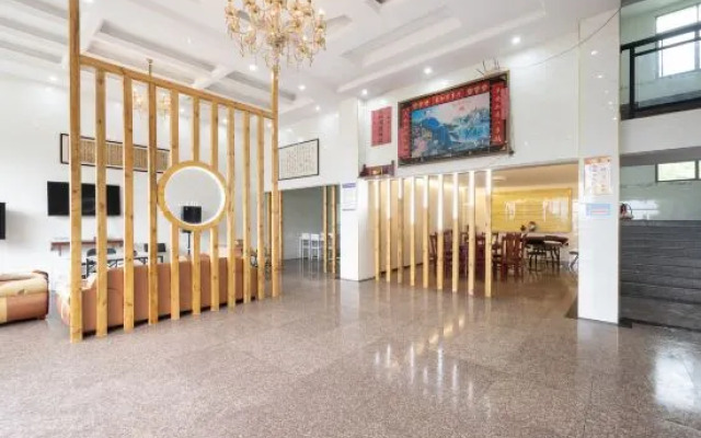 Wugong Mountain near Shuiya Residence