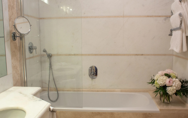 Grand Hotel Continental Siena – Starhotels Collezione