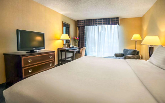 FairBridge Hotel & Conference Center Somerset