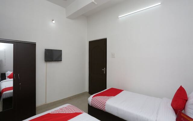 OYO 10912 Nirman Residency