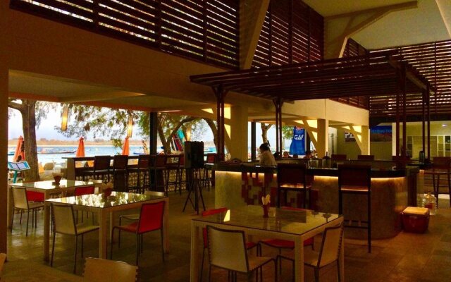 Laguna Gili Beach Resort
