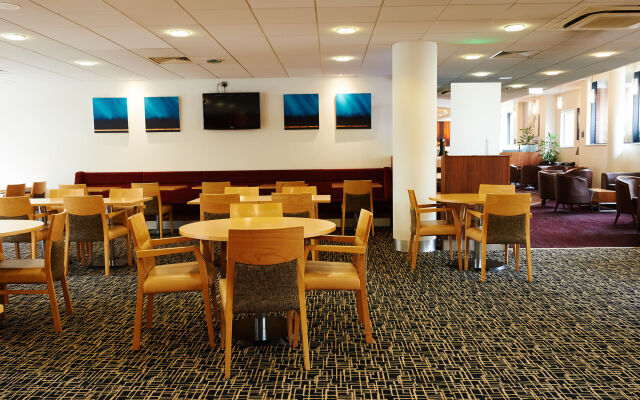 Holiday Inn Express Cheltenham by IHG