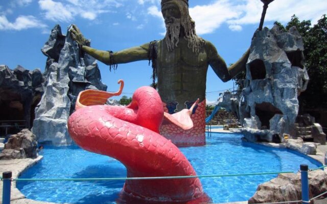 Caribbean Waterpark and Resotel