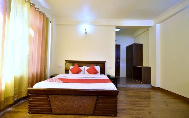 OYO 11645 Hotel Japika Inn