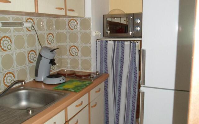 Appartement Balaruc-les-Bains, 2 pièces, 4 personnes - FR-1-503-84