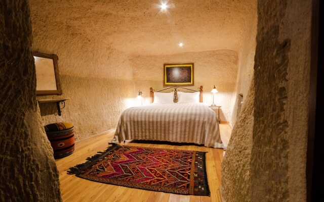 Sultan Cave Suites