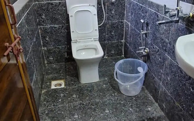 Fabhotel Shree Sai Inn