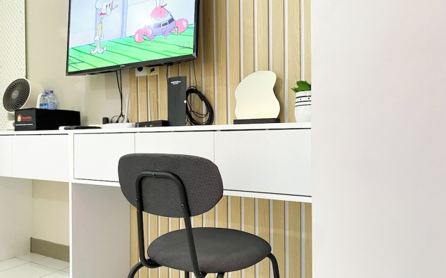 Minimalist And Homey Studio At Grand Kamala Lagoon Apartment – Guest Rooms – Bekasi