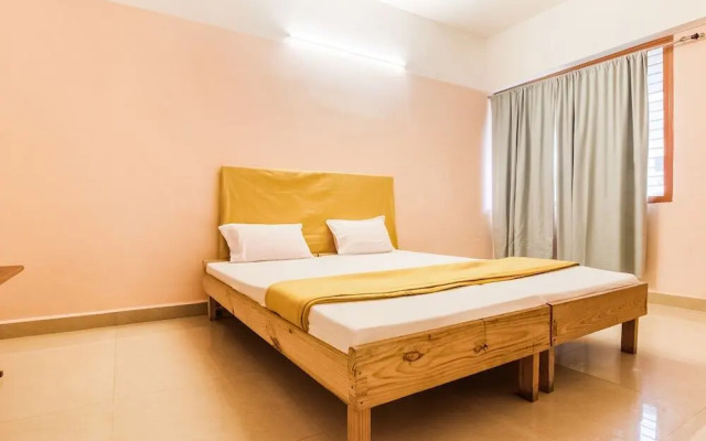 Al-Madina Fine Dine & Lodge by OYO Rooms