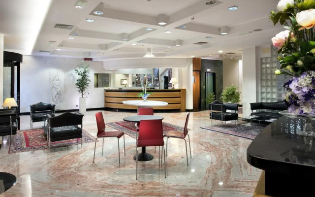 Astoria Suite Hotel