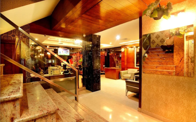 Hotel Omega Residency