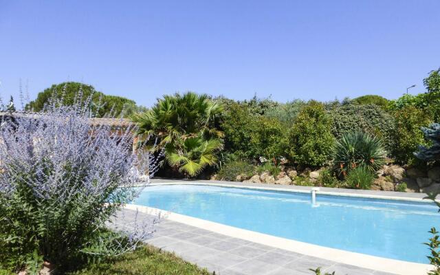 Holiday Home in Gabian Near Vineyards