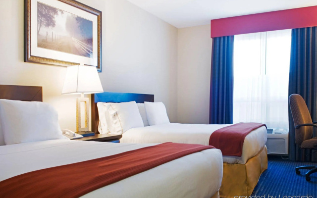 Holiday Inn Express Hotel & Suites Edson by IHG
