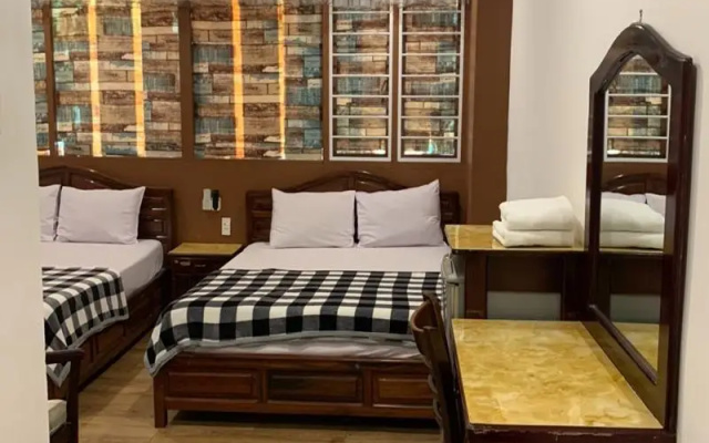 Hoang Yen Nhi Hotel by ZUZU