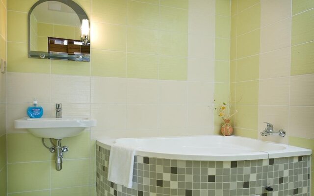 Hotel Rogalo