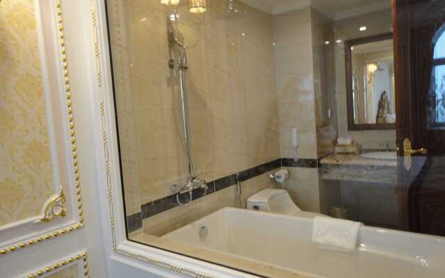 Hoang Nham Luxury Hotel