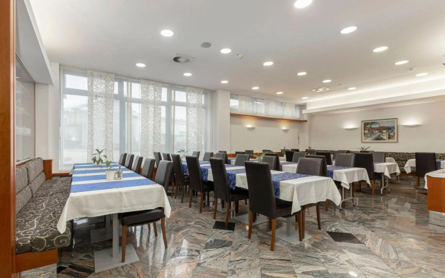 Garni Hotel Azul