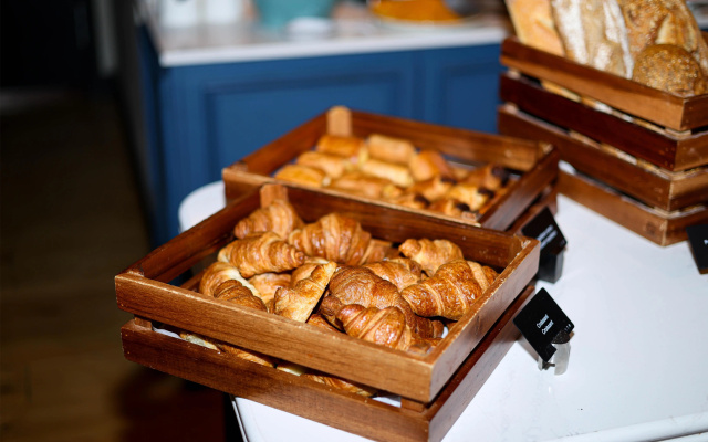 Radisson Blu, Madrid Prado Hotel - Image 5