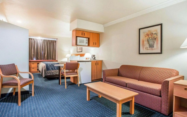 Comfort Inn & Suites of Salinas