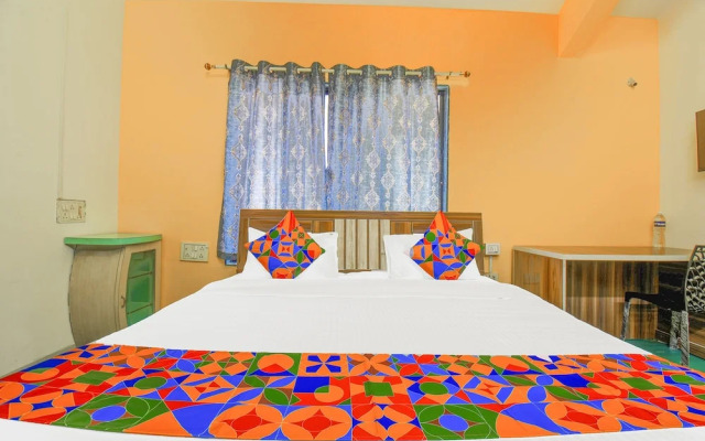 FabHotel The Star Heaven