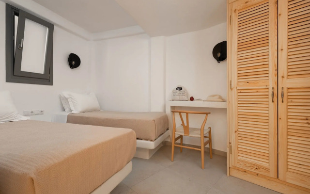 Melidron Hotel & Suites