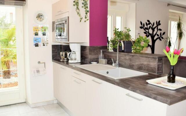 Gîte Benais, 4 pièces, 6 personnes - FR-1-381-473