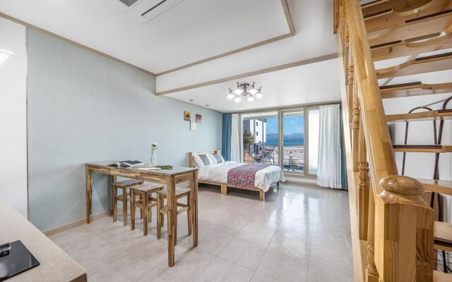 Yeosu Haedenview Pension