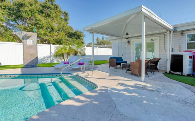 Tropical Paradise in Largo