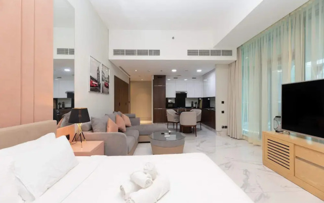 Stylish Studio in Iconic J ONE