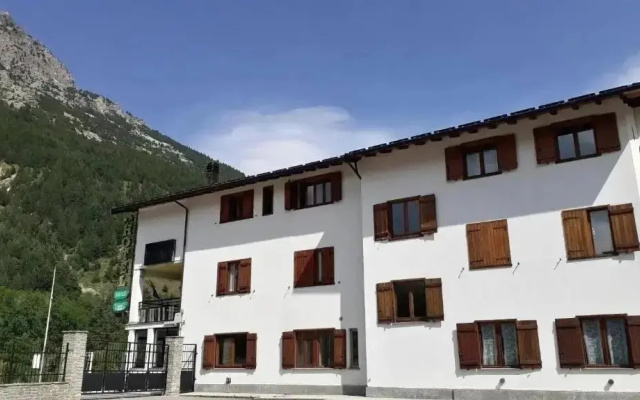 Hotel Roburent
