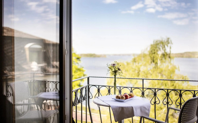 Hotel Dieksee - Collection by Ligula