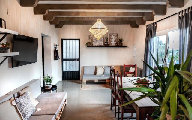 Wild House Tarifa - Hostel