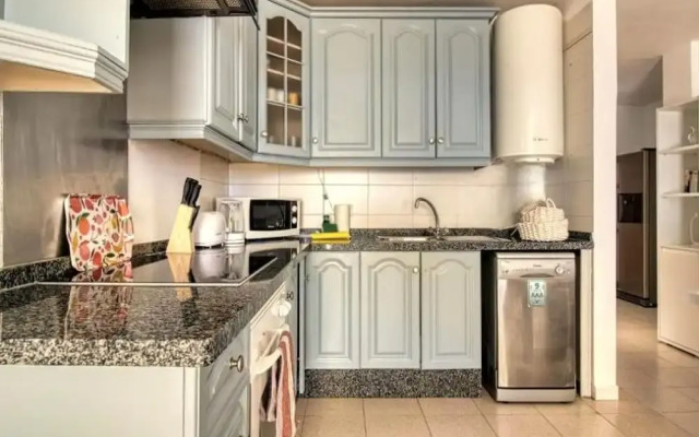 Belvilla by OYO Luxury Penthouse Garajonay