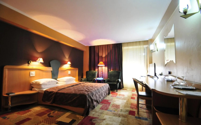 Hotel Ambassador