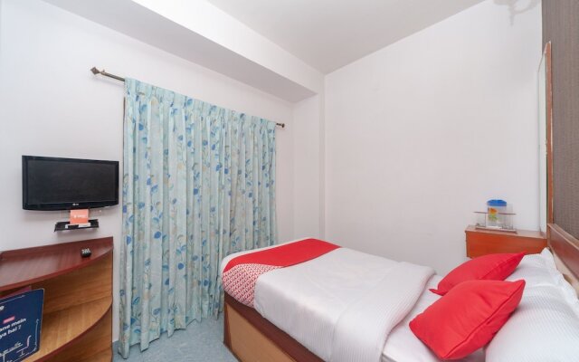 OYO 16645 Hotel Grand Palace