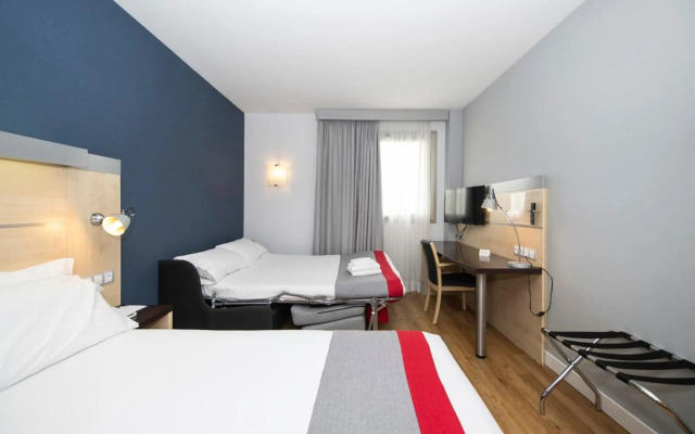 Holiday Inn Express Barcelona - Molins de Rei by IHG