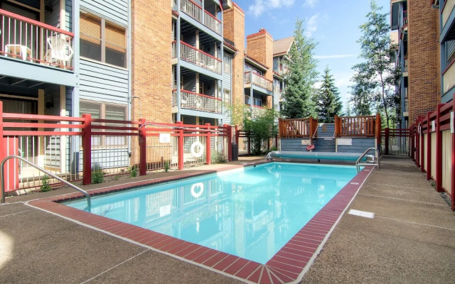 River Mountain Lodge #E1