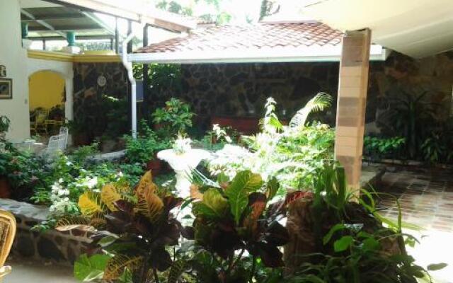 Hostal Las Catalinas Anton Panama
