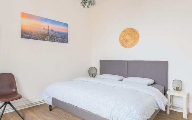 Amazing Duplex Apartment 8P