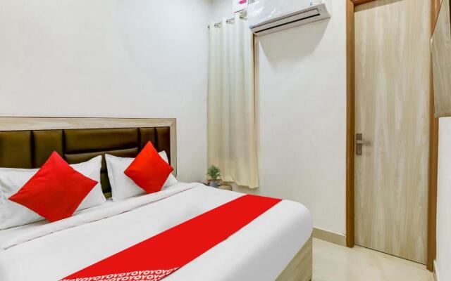 OYO Flagship 70397 Hotel Royal Kingz