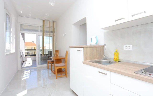 Apartment Baska Voda 6773a